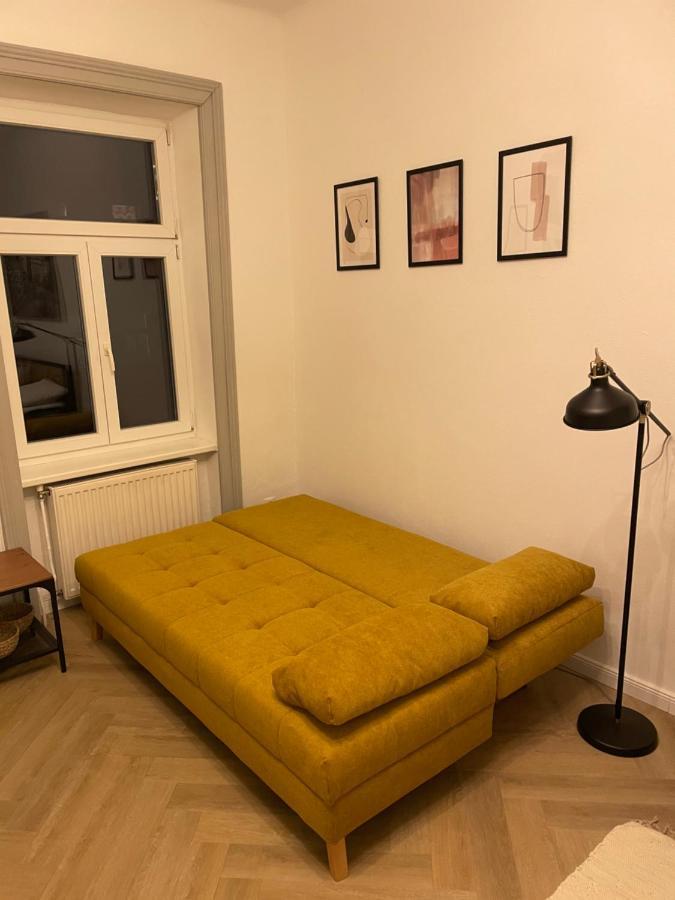 Trendy Apartment Near Schloss Schonbrunn Vienna Exterior photo